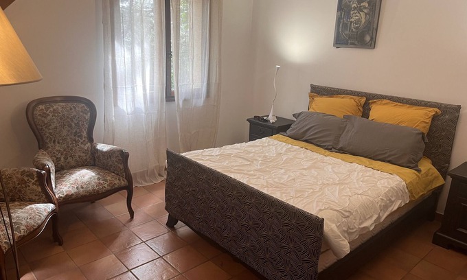 Saint-Gilles Bed & Breakfast | Le Mazet de Choubouloute