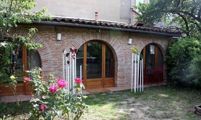Minimes - Barriere de Paris House | Le Merle Rose, house with garden, quiet and close to the center
