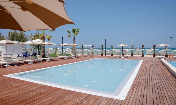 Porto Sant'Elpidio House | Le Mimose Family Camping Village Lodge Dog for 4 people