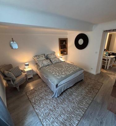 Carros Apartment | le minicoulier