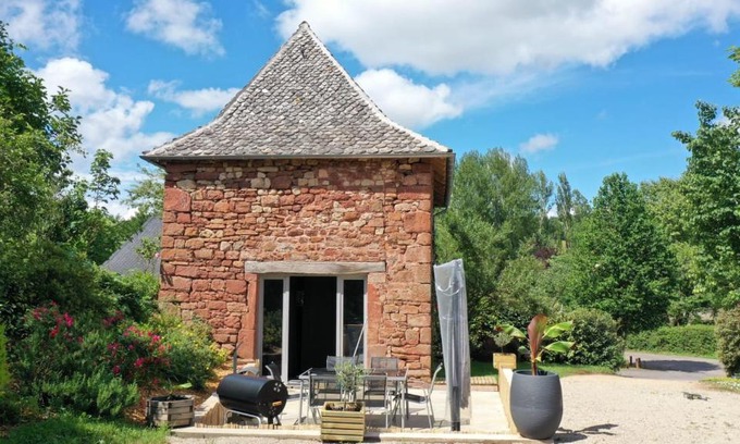 Clairvaux-d'Aveyron House | Le moulin des vignes