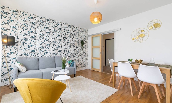 Dijon Apartment | Le nid des Ducs -Appartement 3 chambres avec parking -SR Loc