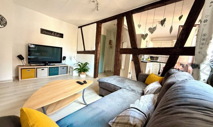 Turckheim Apartment | Le Nid du Veilleur- 6 kms from Colmar