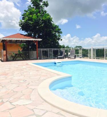 Le Moule Apartment | Le Papillon