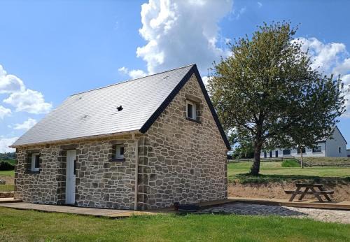 Clecy House | Le Petit Gîte de l'Eminence