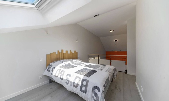 Saulcet Apartment | Le Petit Penaud - Air-conditioned duplex apartment in a quiet location