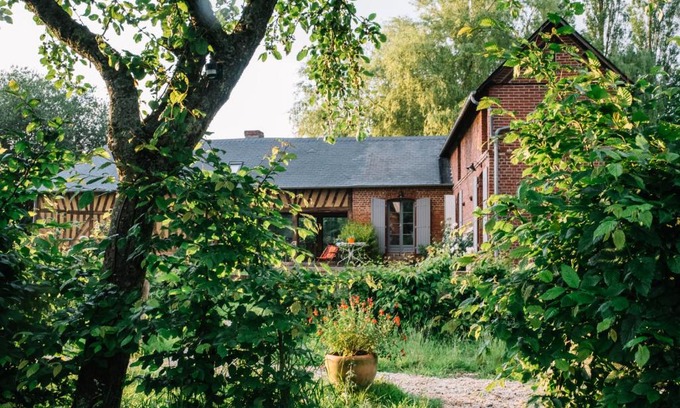 Bonneville-la-Louvet Bed & Breakfast | Le Pré Doré