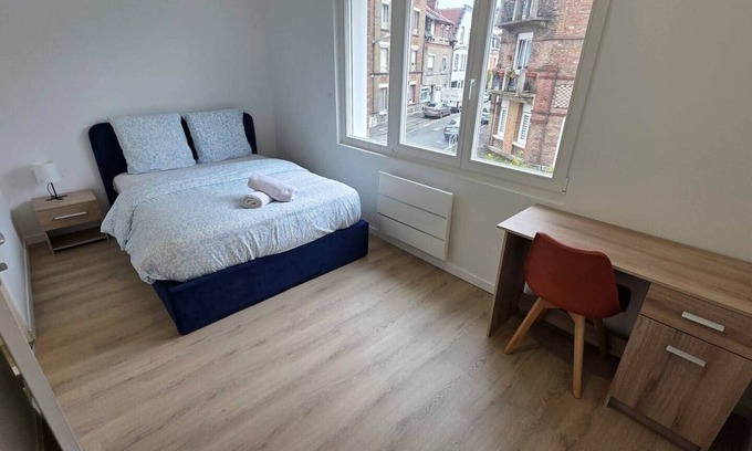 Arras Apartment | Le quai 22, Arras station - 3 bedrooms and 3 bathrooms