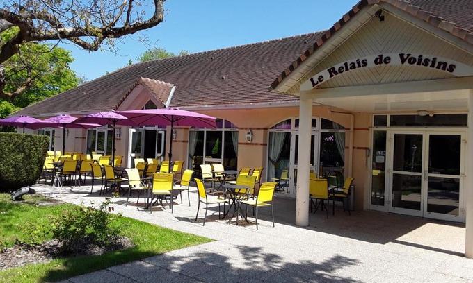 Voisins-le-Bretonneux Hotel | Le Relais de Voisins