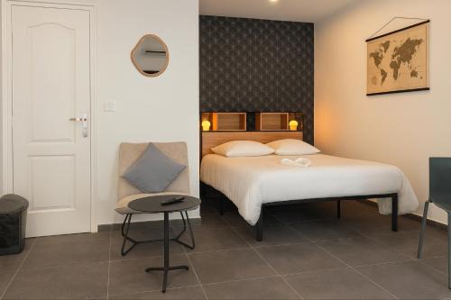 Le Creusot Apartment | Le Repaire Calme Central Cosy