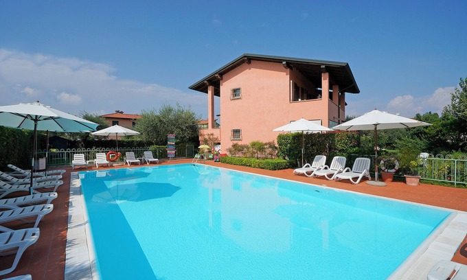 Colombare Apartment | Le Rose - Bellasirmione