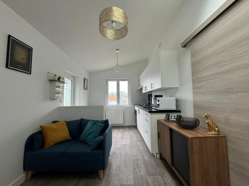 Saint-Junien Apartment | Le Stopover, cosy avec parking