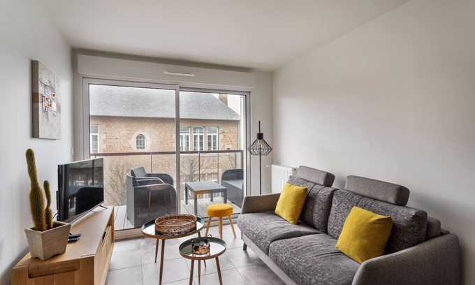 Rocabey - Alsace - Gare Apartment | Le Sunset Malouin - One Bedroom Apartment, Sleeps 2