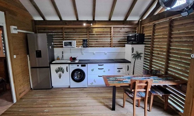 Pointe-Noire Cabin | Le Ti'nid comfortable cabin Mango