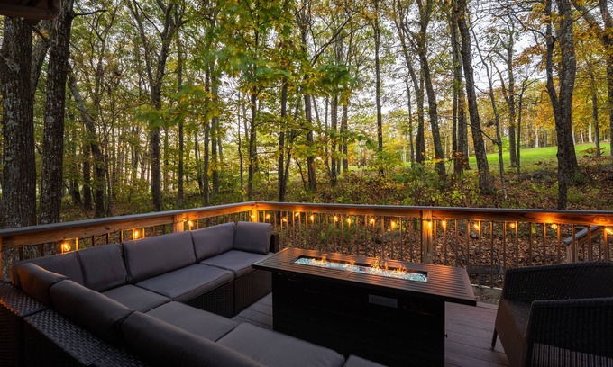 Chestnut Springs House | Leaf Peep at Serenity Summit - Your Family Retreat!