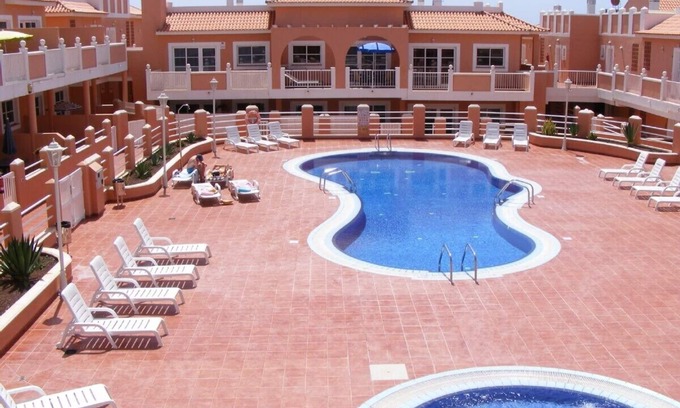 Caleta de Fuste Apartment | LEGALLY LICENSED STUNNING AIR CONDITIONED 2 BEDROOM APARTMENT WITH WIFI INTERNET