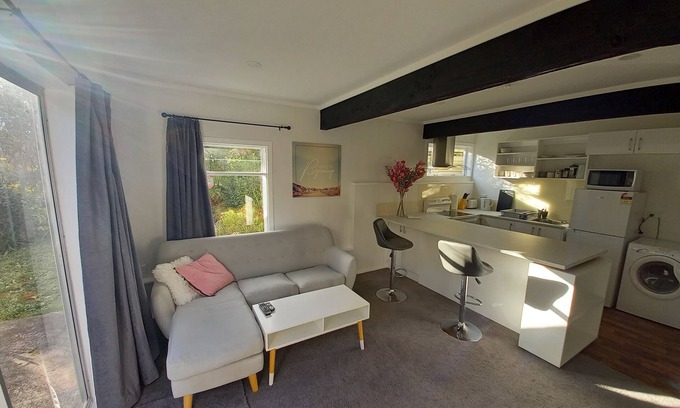 Tawa Apartment | Lemon Tree Apartment Tawa