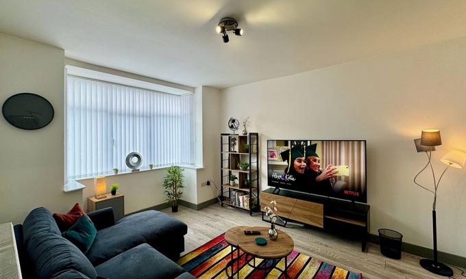 Cleethorpes House | Lenhurst House MyShortLets