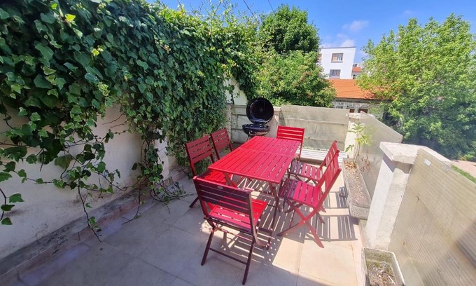 Drancy Apartment | LEON GAMBETTA F2 TERRASSE JARDIN