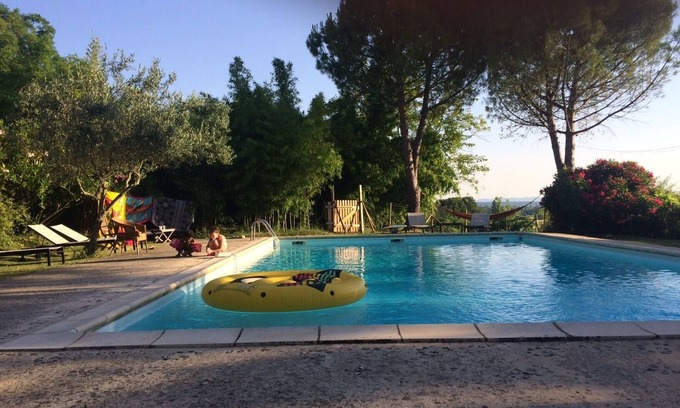 La Laupie House | Les étoiles" family gîte with swimming pool