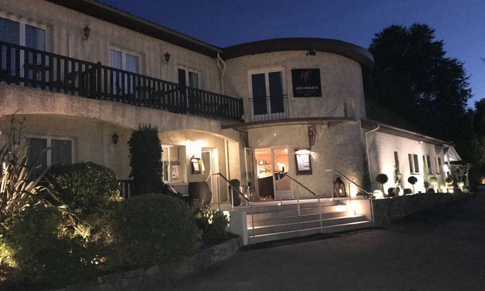 Blanquefort Hotel | Les Criquets Hôtel & Spa