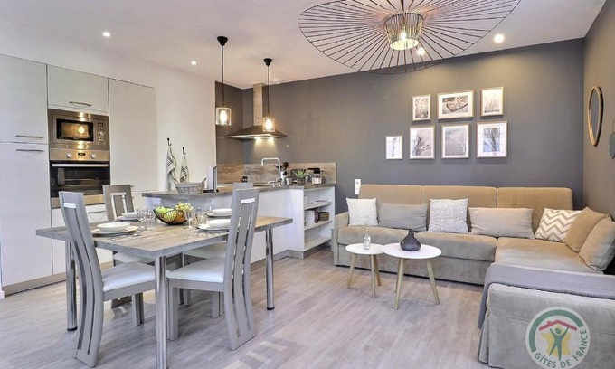 Intra Muros Apartment | Les embruns