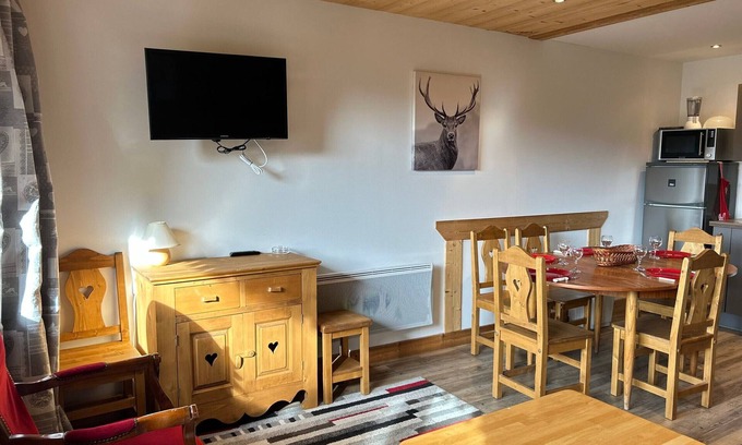 Les Gets Apartment | Les Gets - Renovated apartment near slopes, free shuttle, parking