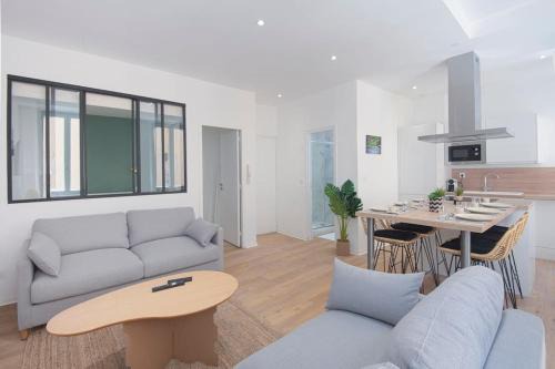 Old Town Apartment | Les Halles & Le port - Grand T2 haut de gamme