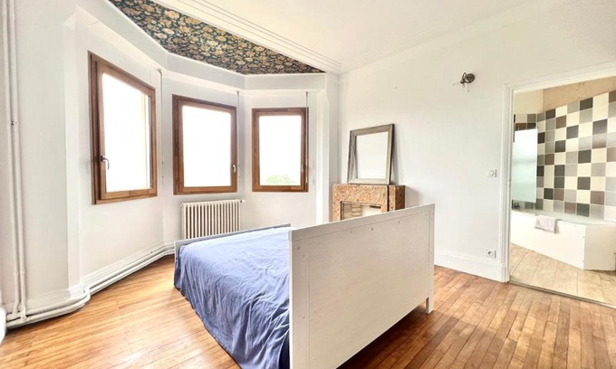 Les 3 Cites House | Les hauts de tison ~ Vue sur la vallée du Clain