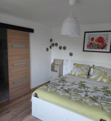 Laquenexy House | Les hirondelles