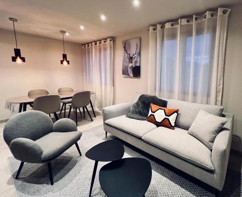 Passy Apartment | Les hirondelles