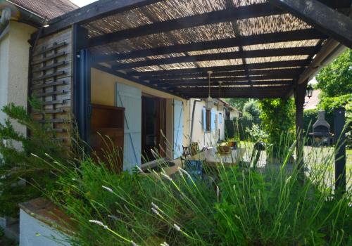 Savignac-Ledrier House | Les Hydrangeas - classé 3 étoiles meuble de tourisme