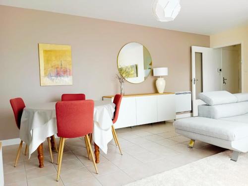 La Rochelle Apartment | Les lauriers1
