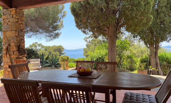 Rayol-Canadel-sur-Mer Villa | Les Stoechades