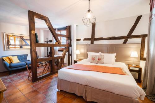 Saint-Hippolyte Bed & Breakfast | Les Suites - La Cour St Fulrad