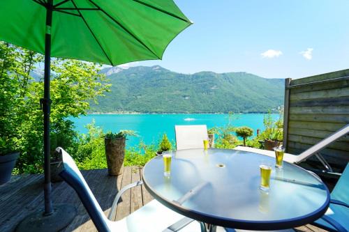 Doussard House | Les Terrasses de Bredanne