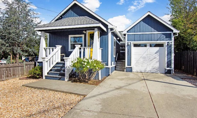 Napa House | Less Than a Mile to Downtown, Pets Welcome!