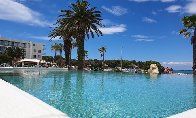 Zrce Hotel | Liberty Plaza