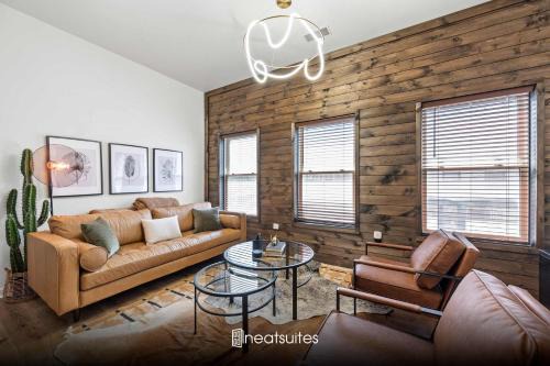 Covington Apartment | Life is Good on the Globe