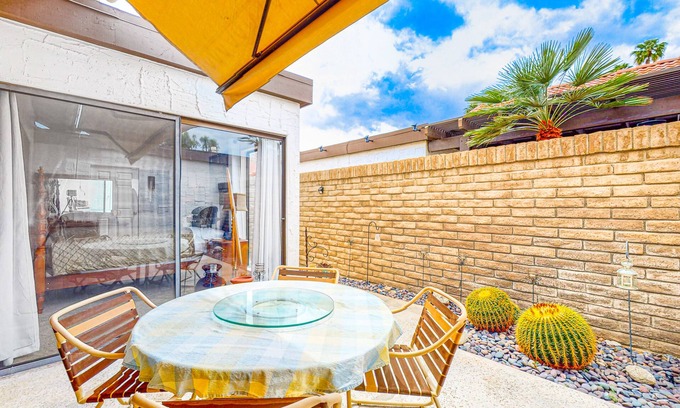 Canyon Sands Condo | Light & bright getaway w/private gas grill, shared pool, pool spa, & tennis