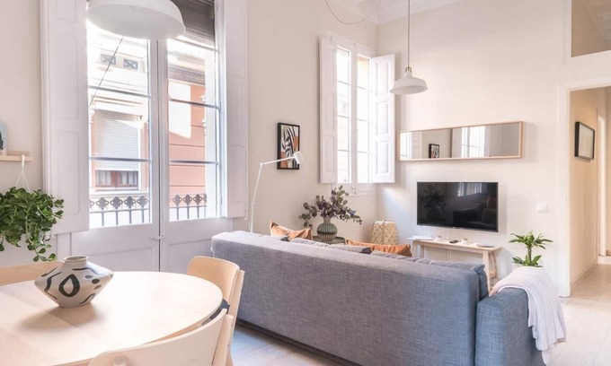 la Vila de Gracia Apartment | Light, cozy terrace and local life in Gracia