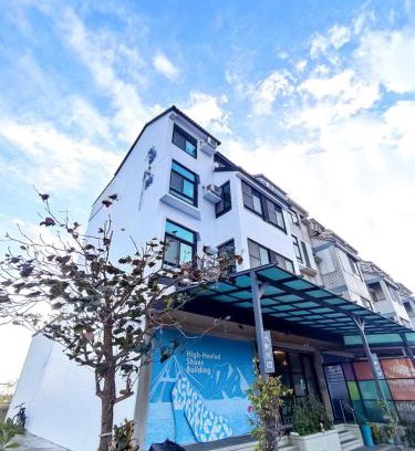 Budai House | Light Shadow