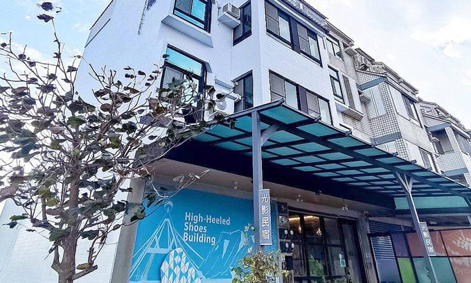 Budai House | Light Shadow