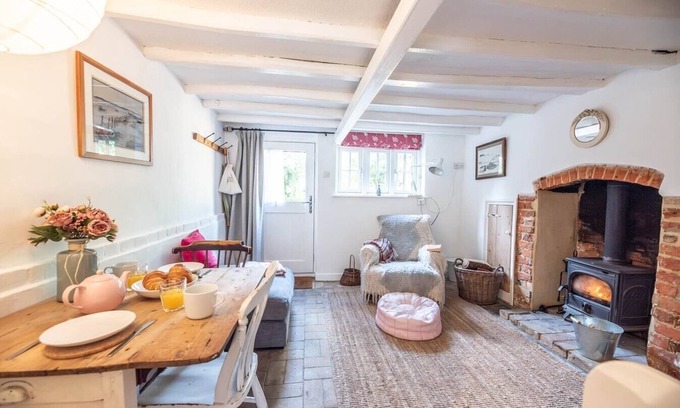 Wenhaston Apartment | Lilac Cottage, Wenhaston