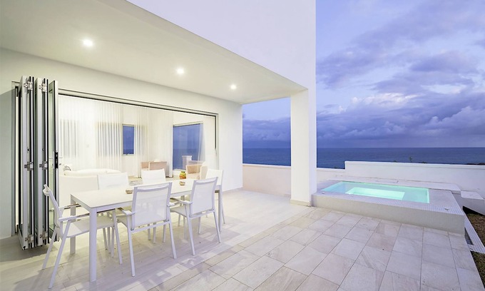Ocean City Villa | Lilypad: Luxurious Cliffside Villa with Stunning Sea Views