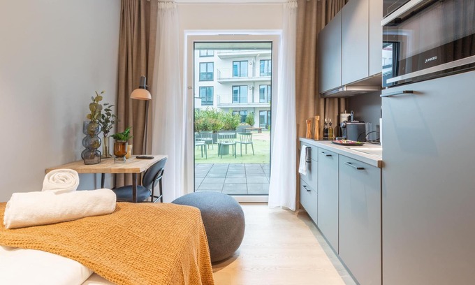 Innenstadtring Apartment | limehome Münster | Single Suite with Terrace