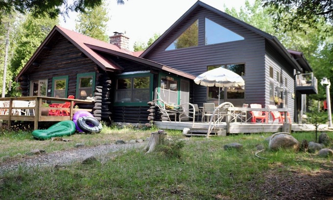 Drummond House | Limerance Lodge on Drummond Island