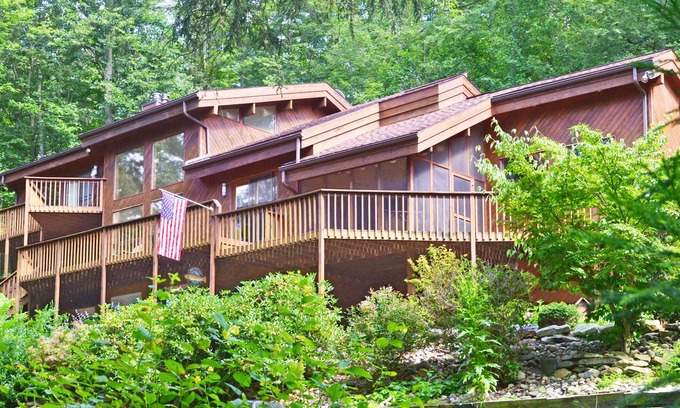 Mill Hall House | Limestone Lodge a Luxury Retreat on Fishing Creek, Near Penn State & Bucknell