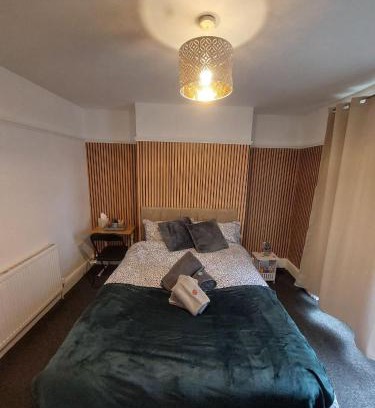 Wyken House | Lindi Property