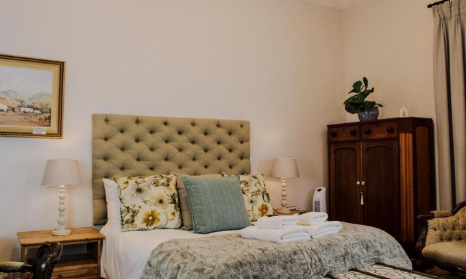 Frankfort House | Linkview House